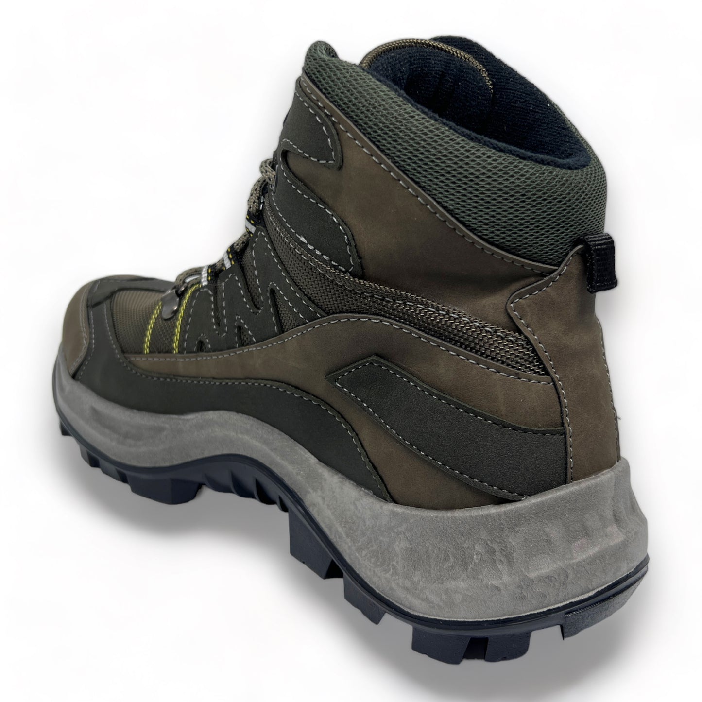 Calzado OUTDOOR para hombre BM23824