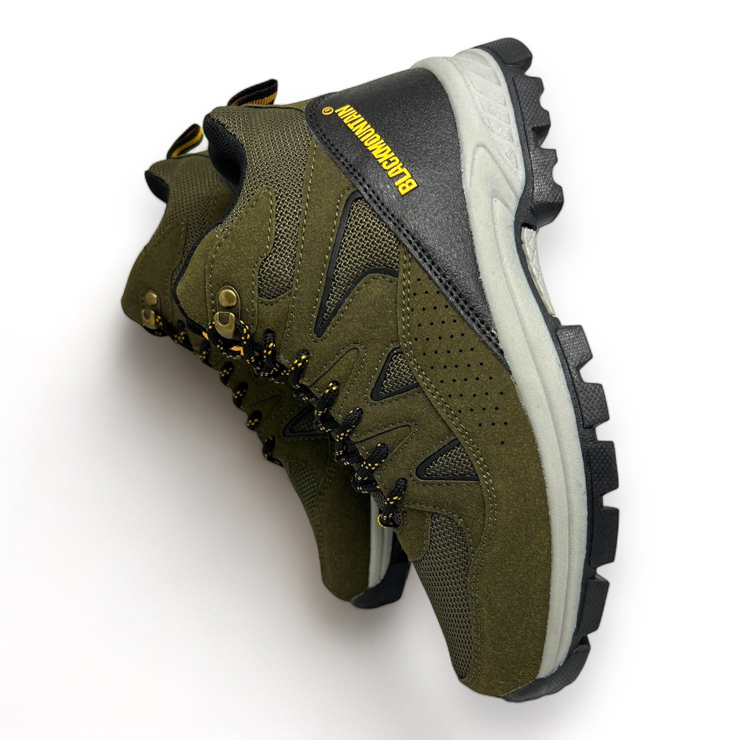 Botas Outdoor Hombre BMH232229 30% OFF 2X300 MIL