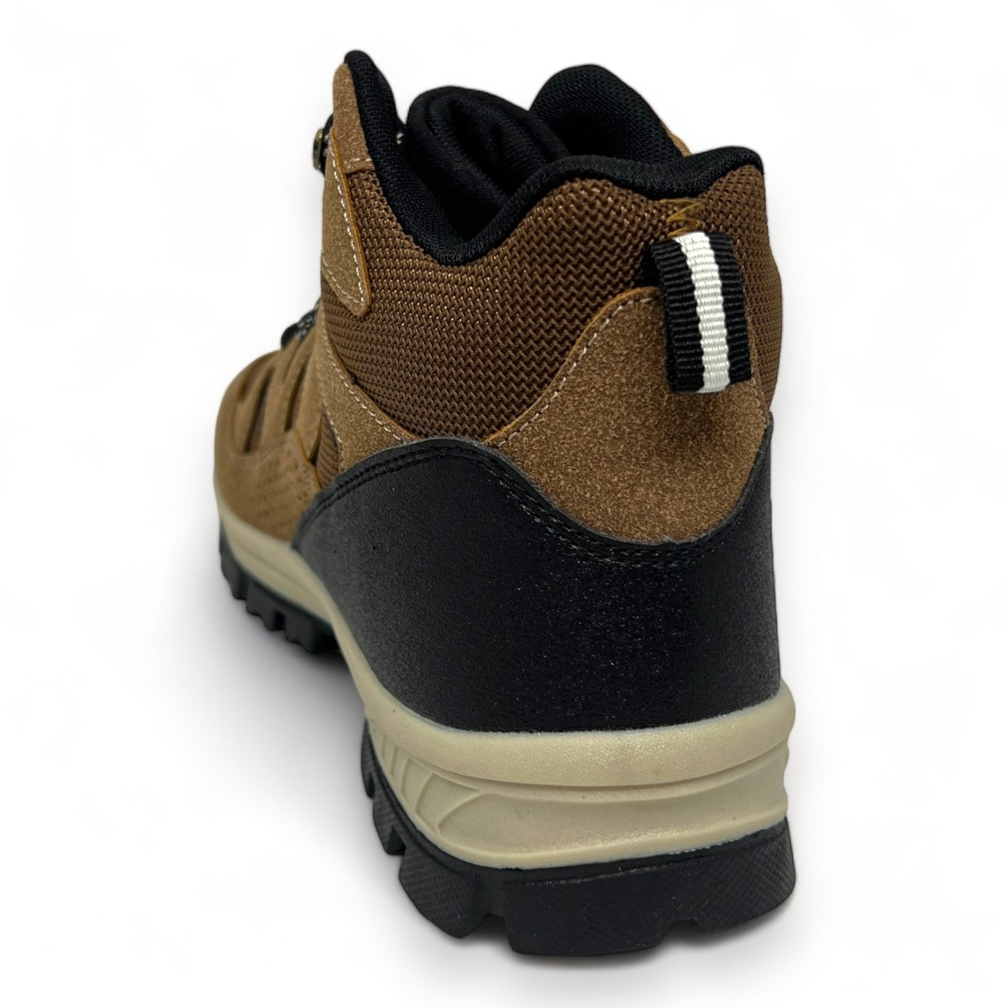 Botas Outdoor Hombre BMH232229 30% OFF 2X300 MIL