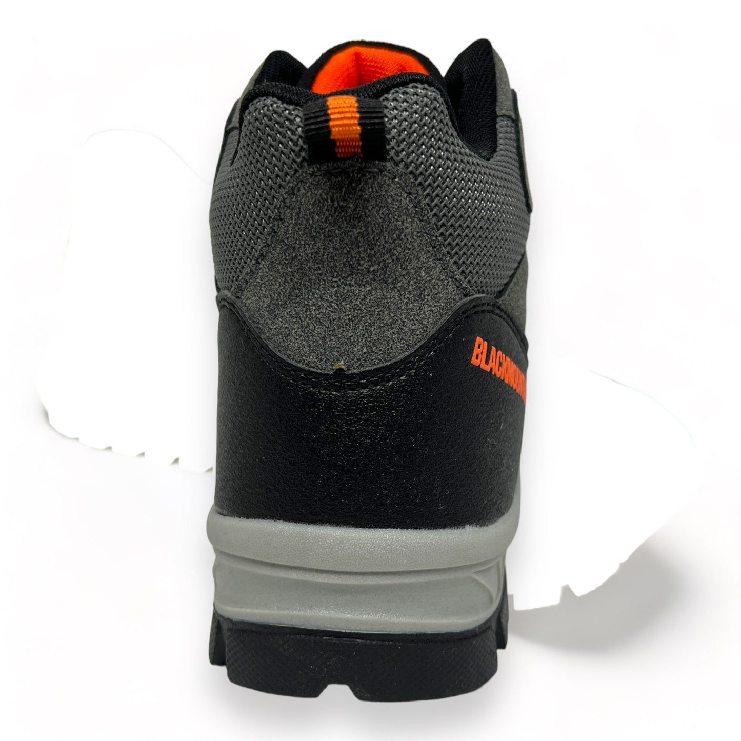 Botas Outdoor Hombre BMH232229 30% OFF 2X300 MIL