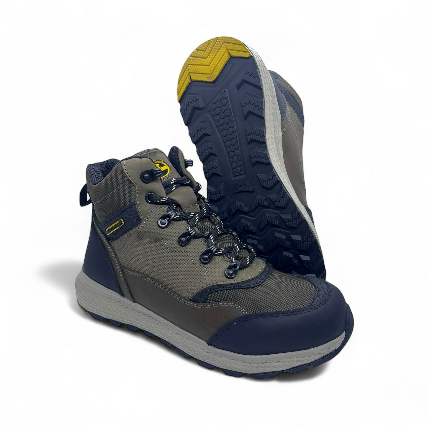 Botas Hombre outdoor 100% CUERO BMH2477361-VERDE 30% OFF