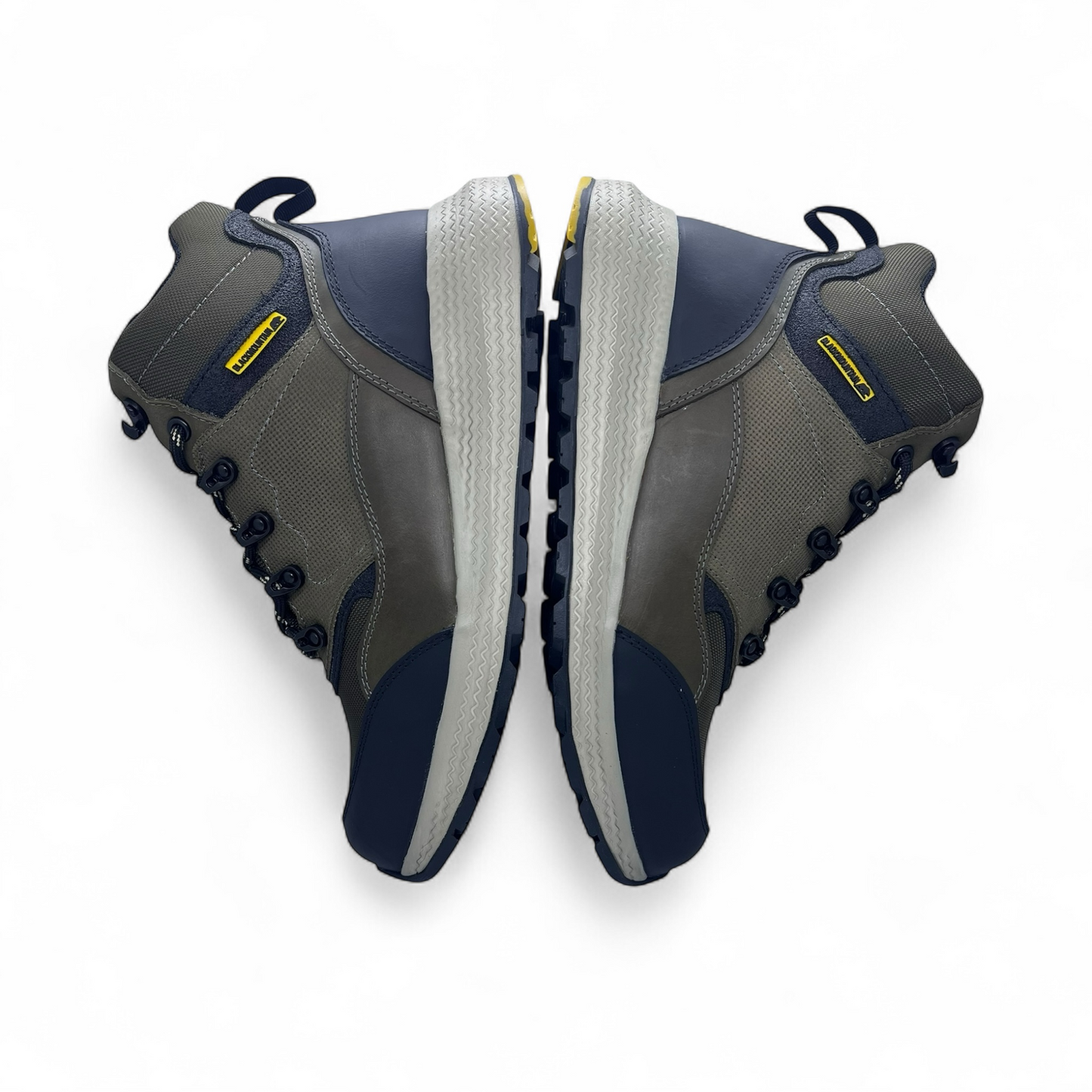 Botas Hombre outdoor 100% CUERO BMH2477361-VERDE 30% OFF