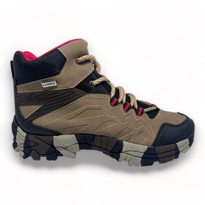Botas Outdoor hombre BH231264-ARENA 60% OFF 2X100 MIL
